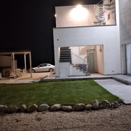 La Dama Bianca Bovo Marina Hotel Montallegro Exterior photo