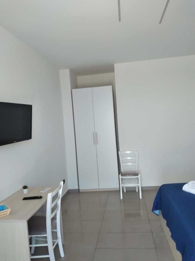La Dama Bianca Bovo Marina Hotel Montallegro Exterior photo
